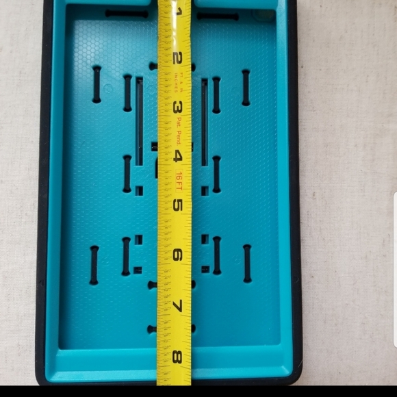 NWOT.. KINDLE FIRE 8 TABLET COVER WITH STAND - Picture 9 of 11